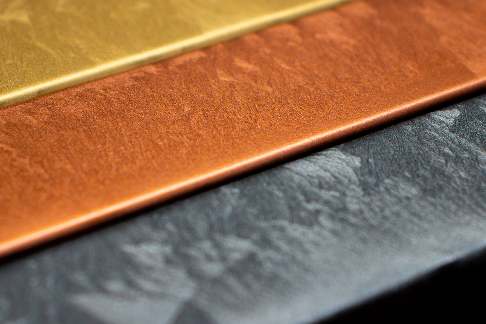 Frames colored in gold, silver and copper