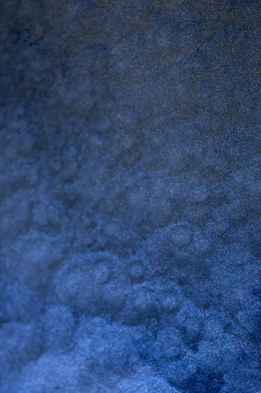 Vernice al solvente per mobili di colore blu effetto martellato