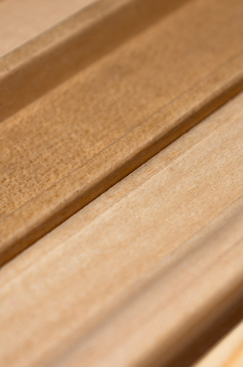 Frame painted with a transparent water-based finish