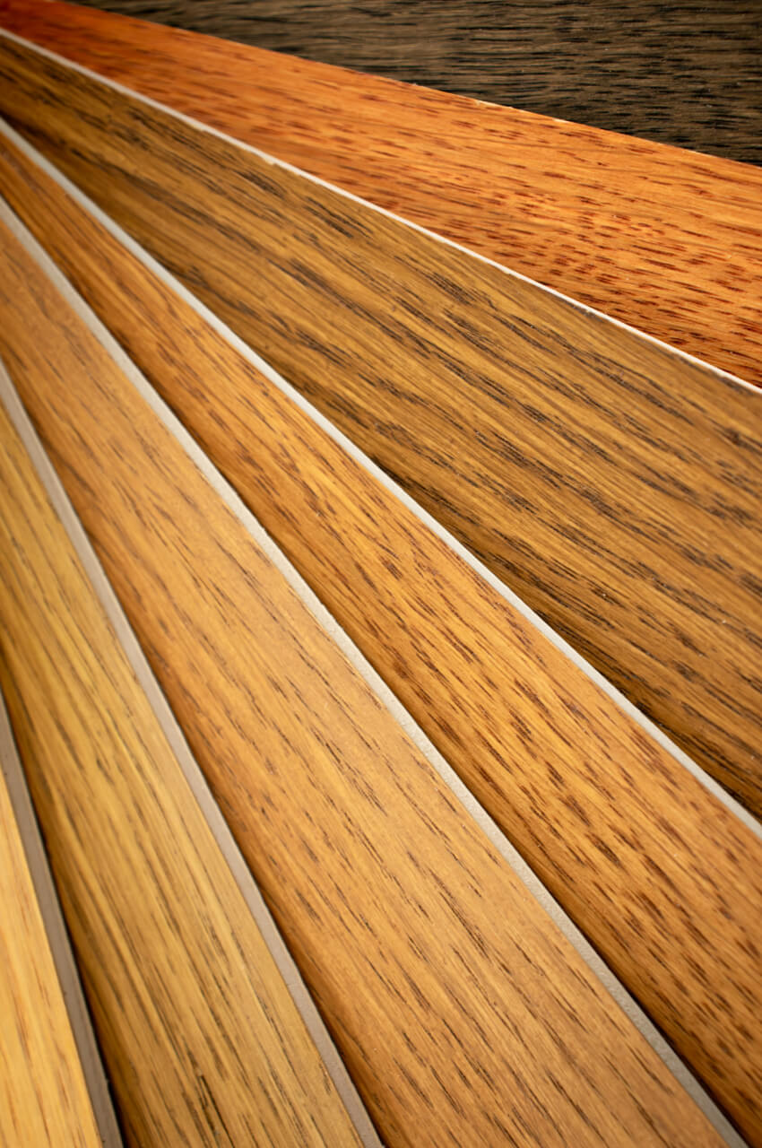 Outdoor wooden boards coated with solvent-based oils